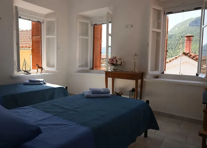 Karinia Home